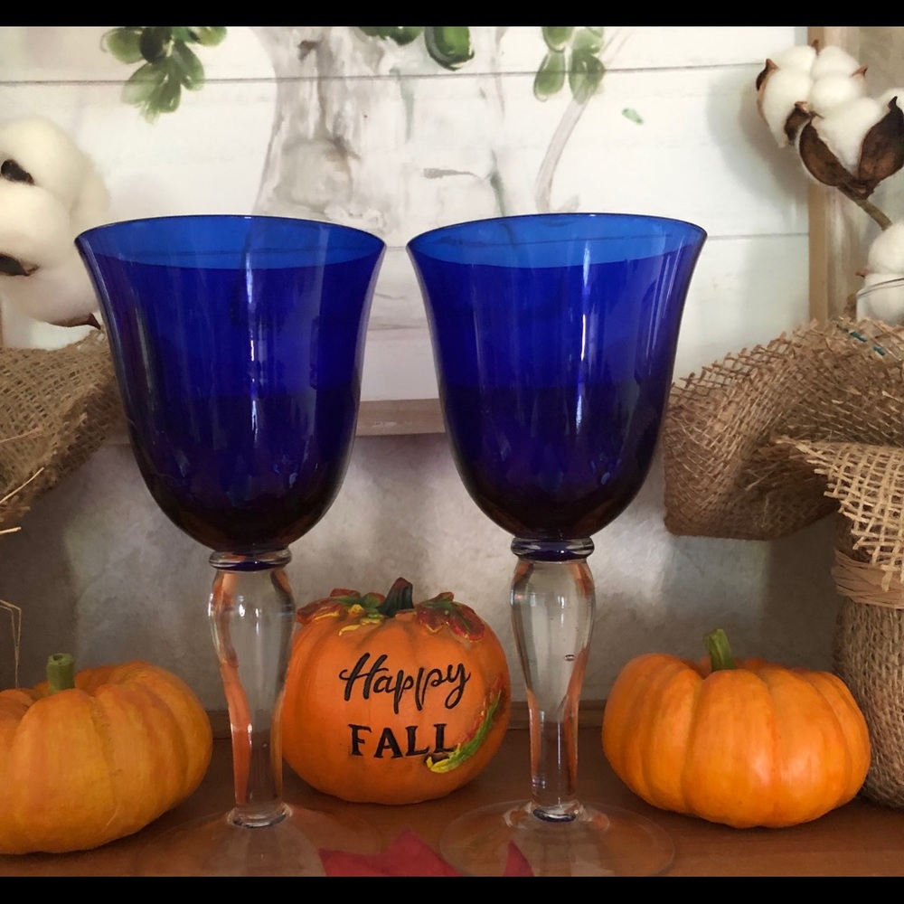 Pair of wine goblets
